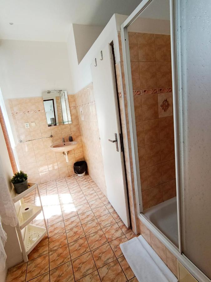 Hotel Labe Хренско Экстерьер фото