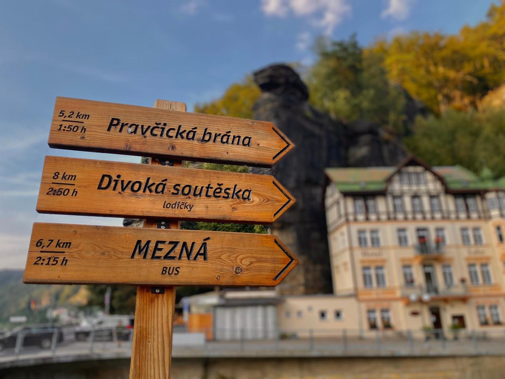 Hotel Labe Хренско Экстерьер фото
