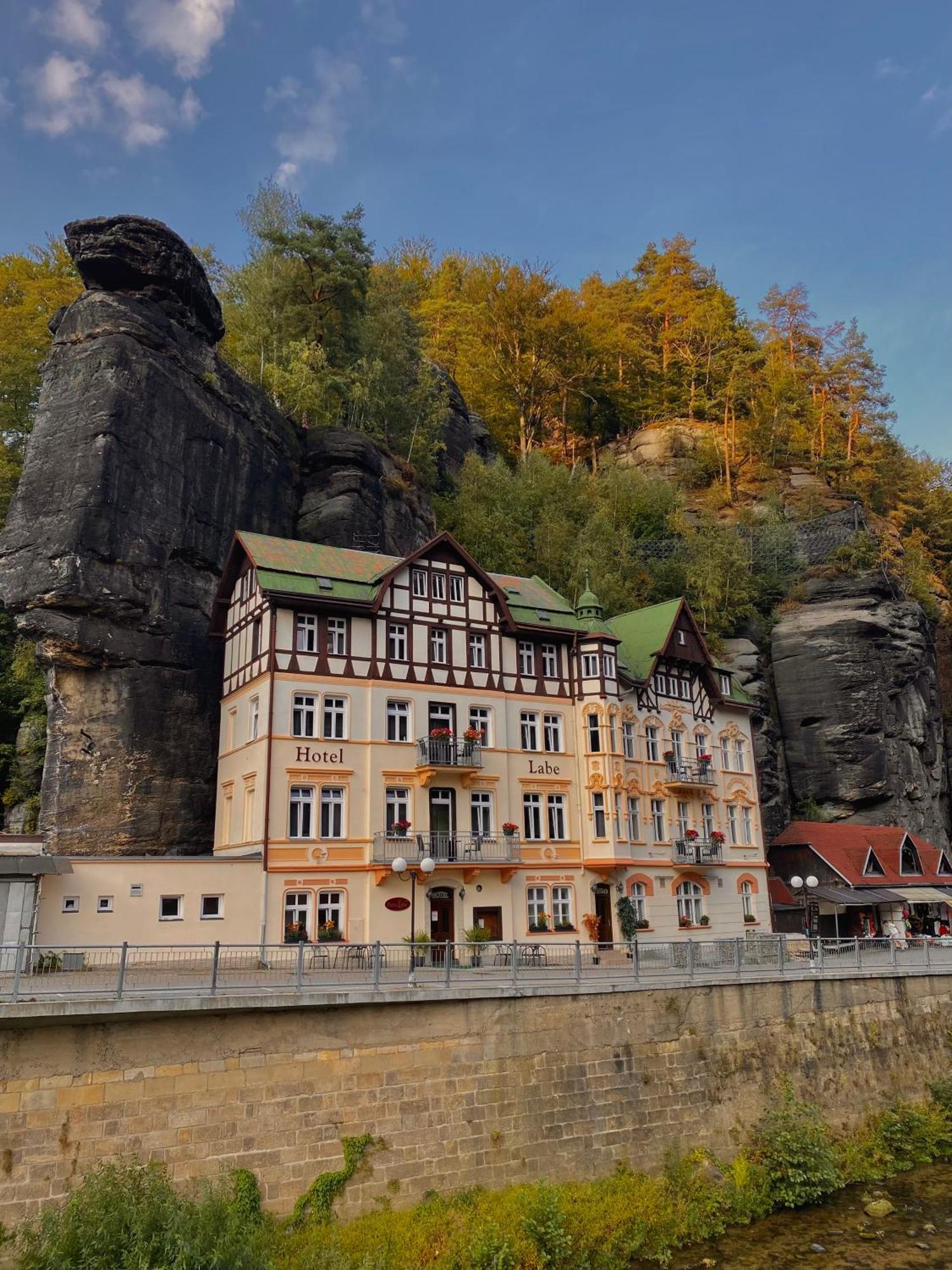 Hotel Labe Хренско Экстерьер фото